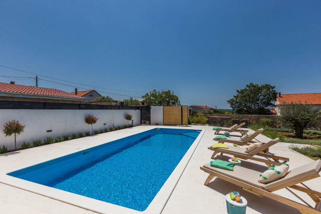 Vila Gallo Galovac  Экстерьер фото